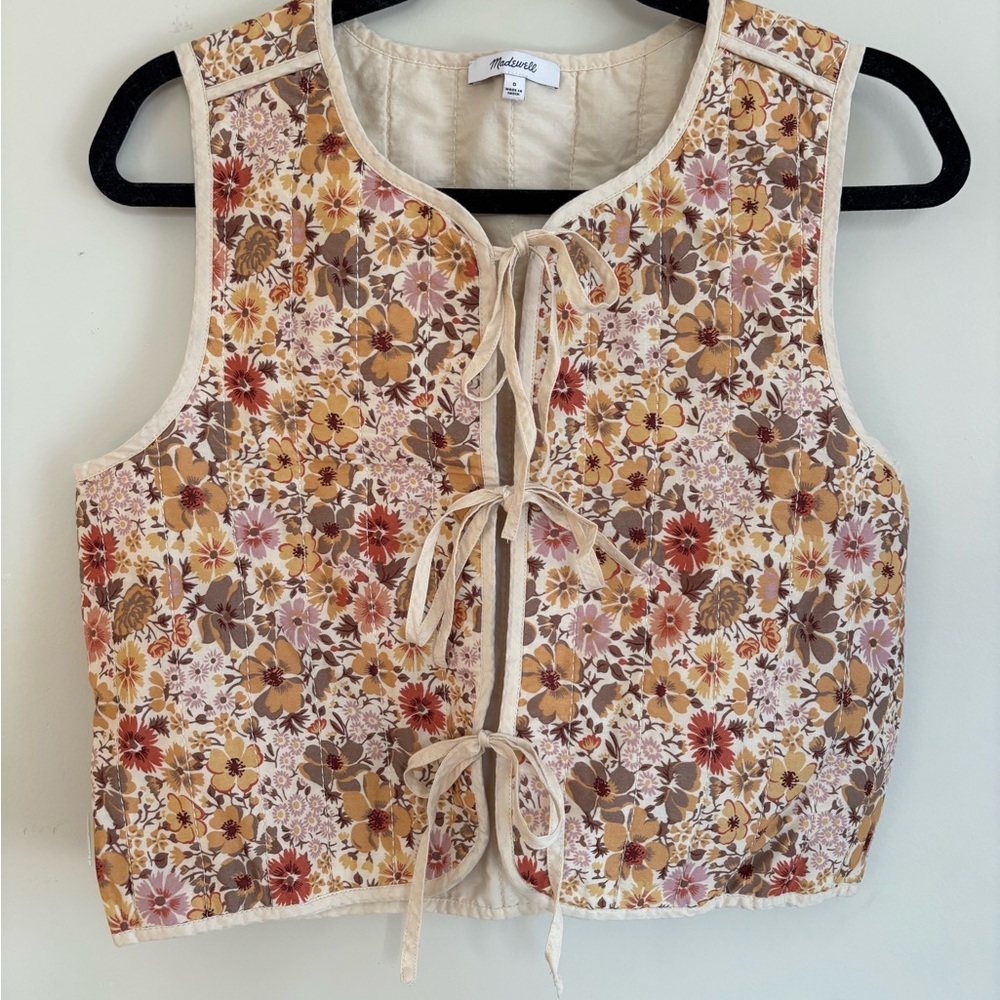 Madewell Floral Tie-Front Vest